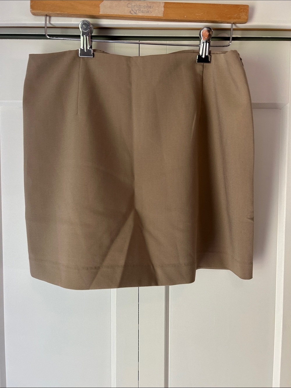 Classic Women's Khaki Straight Mini Skirt Size Large NWTs